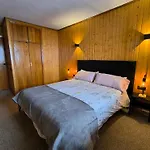 Apartamento Qh - 01 *